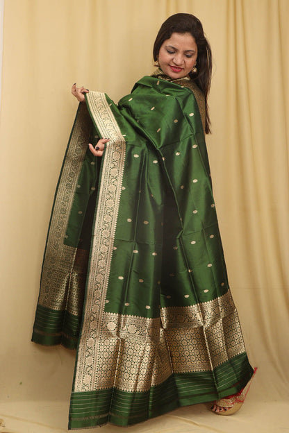 Green Banarasi Handloom Pure Katan Silk Dupatta - Luxurion World