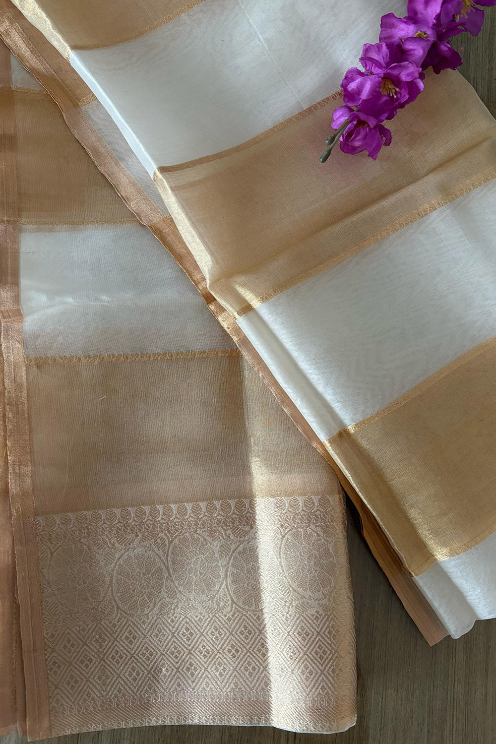 Dyeable Banarasi Handloom Organza Tissue Dupatta - Luxurion World- Crafted Heirlooms