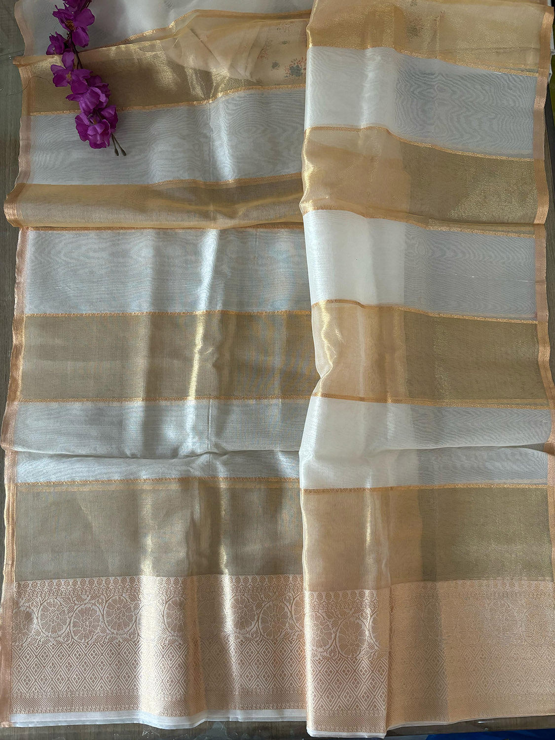 Dyeable Banarasi Handloom Organza Tissue Dupatta - Luxurion World- Crafted Heirlooms