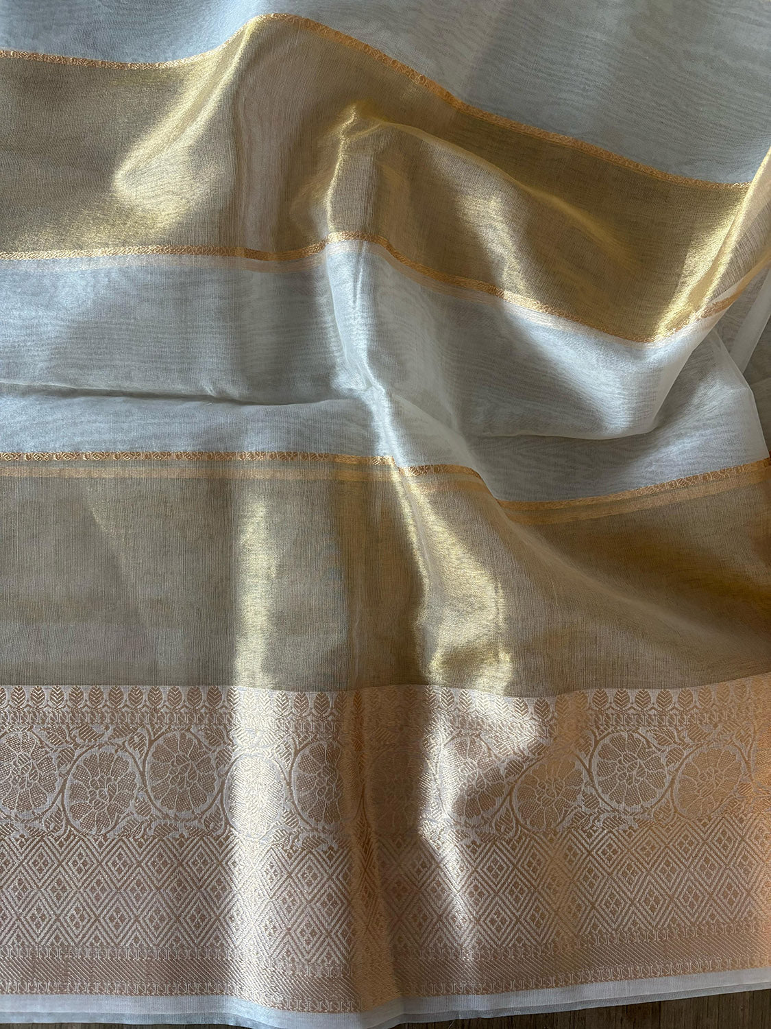 Dyeable Banarasi Handloom Organza Tissue Dupatta - Luxurion World- Crafted Heirlooms