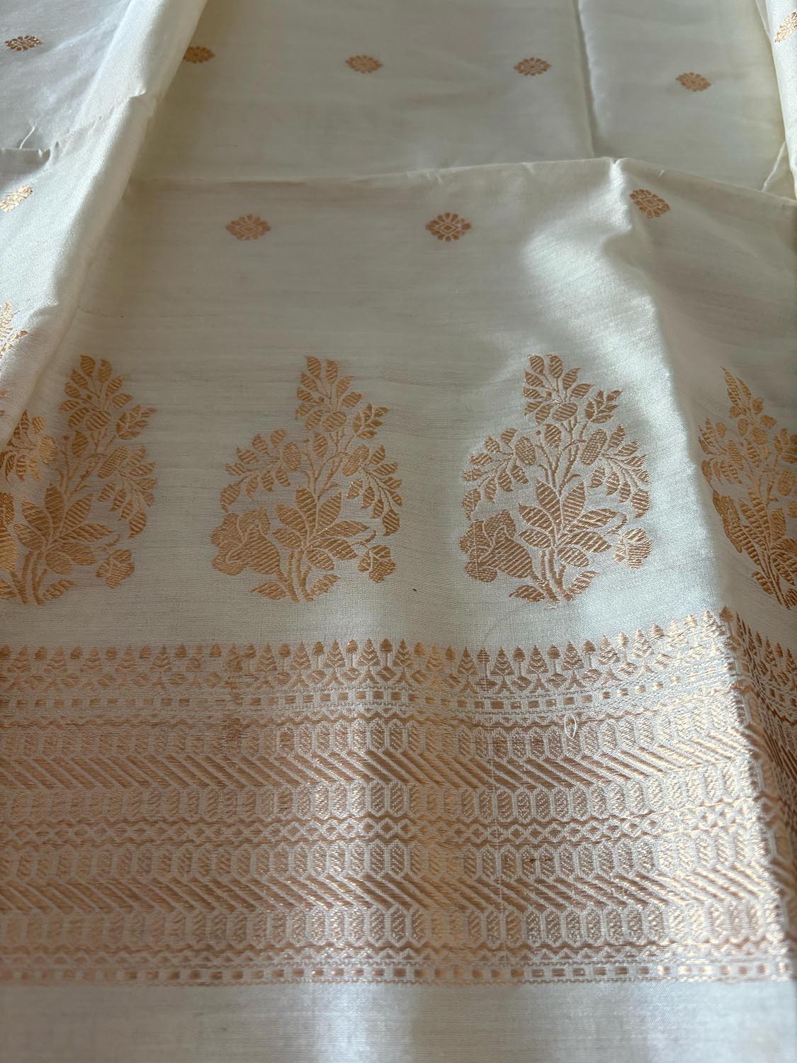 Elegance Dyeable Banarasi Handloom Pure Chiniya Silk Kadwa Kurti - Luxurion World