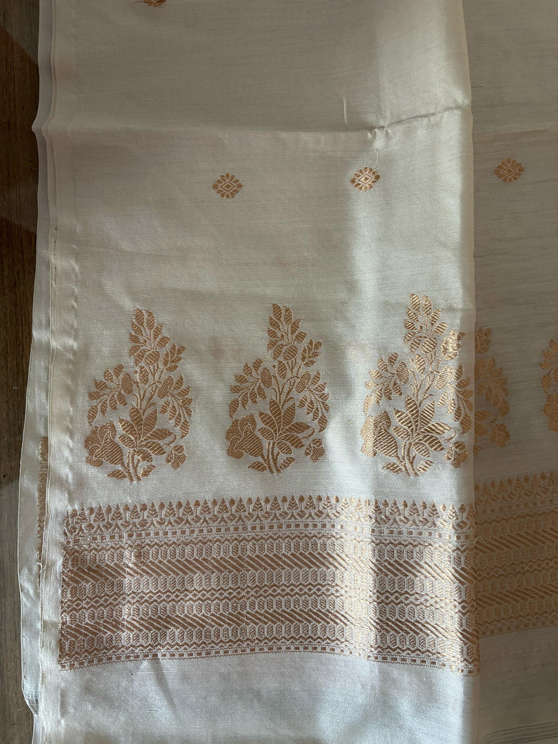 Elegance Dyeable Banarasi Handloom Pure Chiniya Silk Kadwa Kurti - Luxurion World