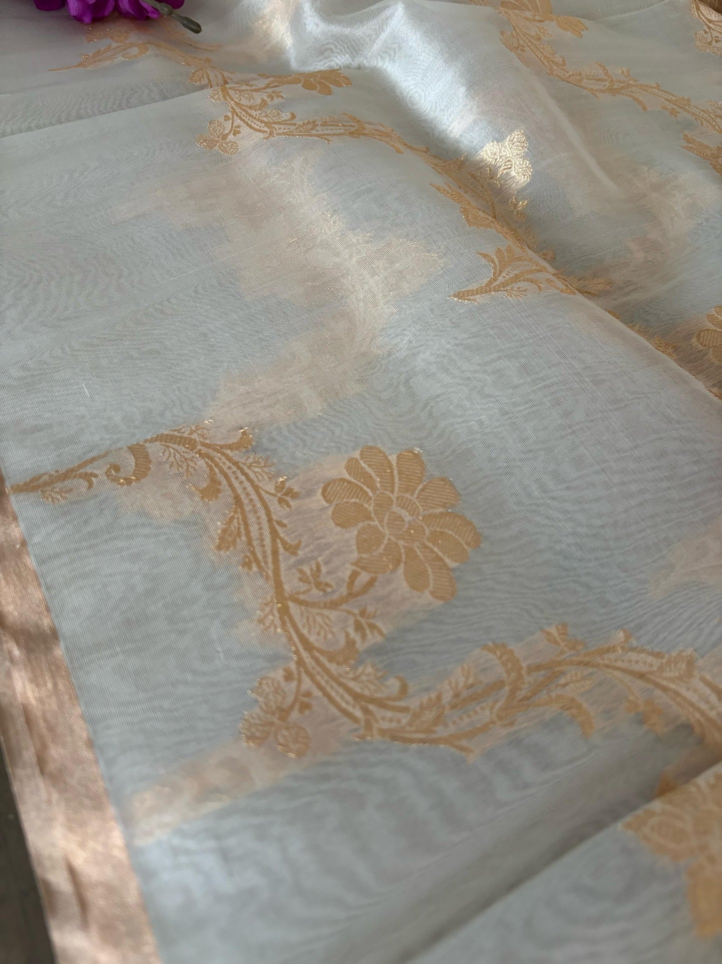 Dyeable Banarasi Handloom Pure Kora Organza Jangla Dupatta - Luxurion World