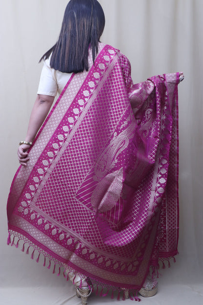 Exquisite Purple Banarasi Silk Dupatta - Luxurion World