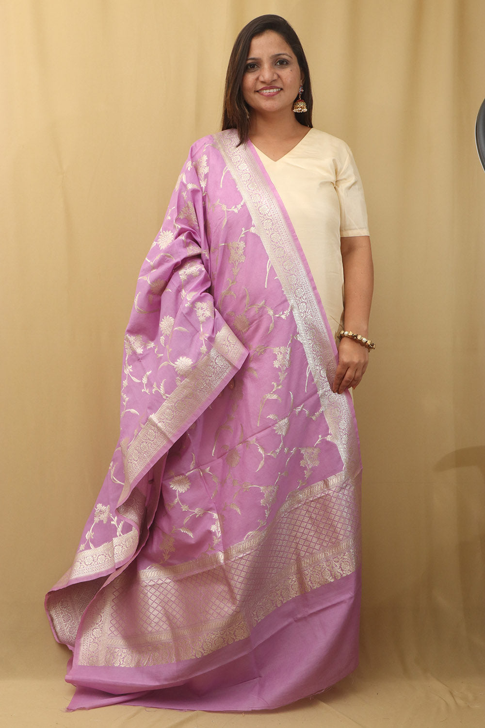 Royal Purple Banarasi Silk Dupatta - Elegant and Luxurious - Luxurion World