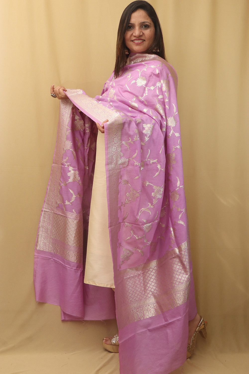 Royal Purple Banarasi Silk Dupatta - Elegant and Luxurious - Luxurion World