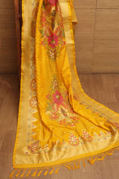 Golden Glow: Yellow Banarasi Silk Dupatta - Luxurion World