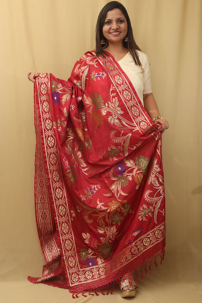 Stunning Red Banarasi Silk Dupatta - Elegant and Luxurious - Luxurion World