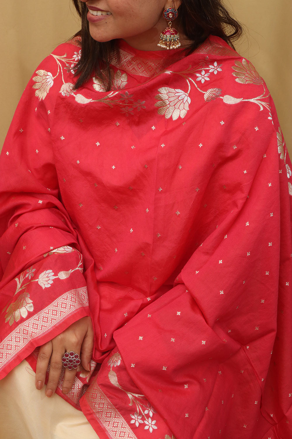 Stunning Pink Banarasi Silk Dupatta - Elegant and Luxurious - Luxurion World