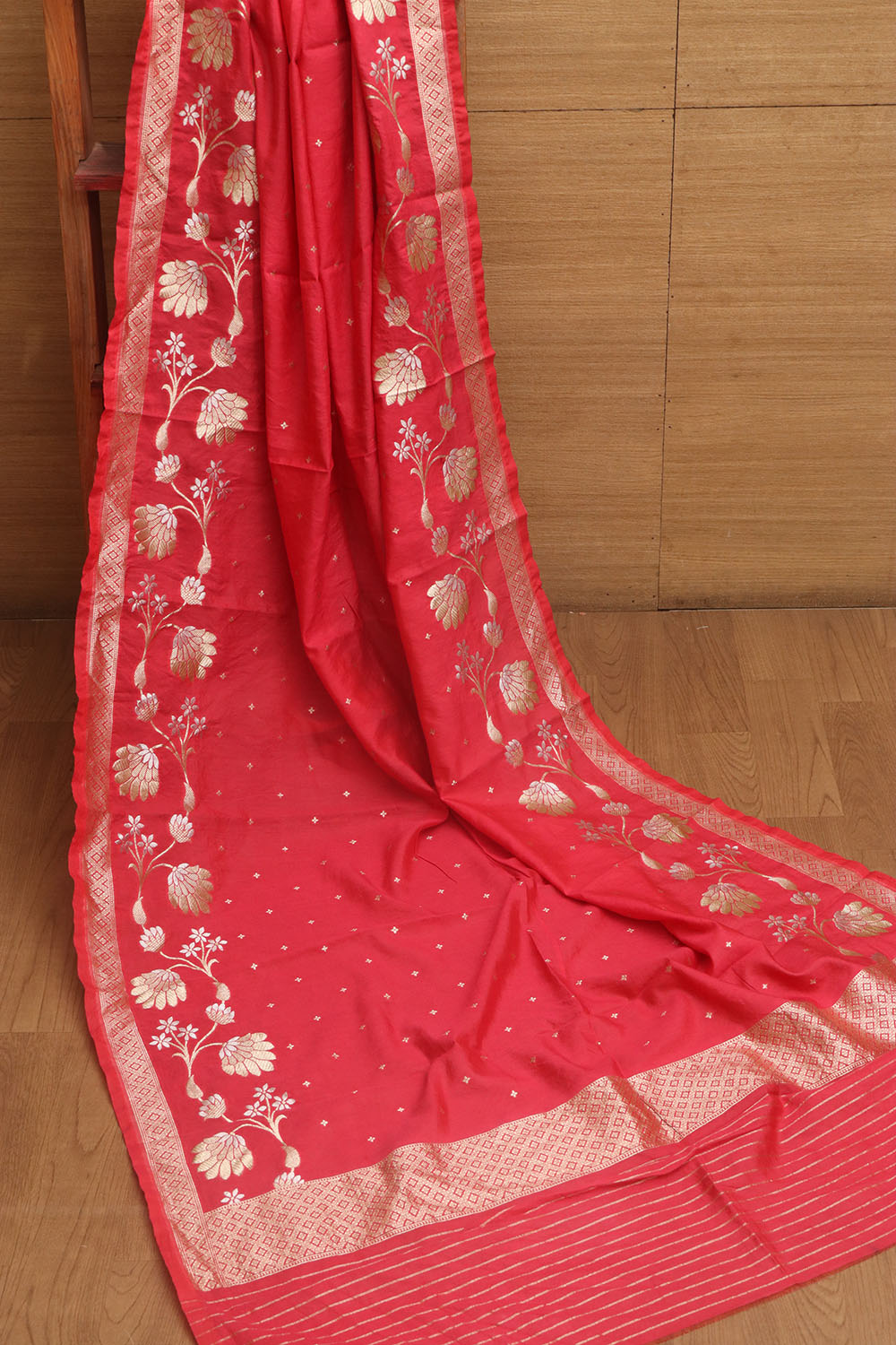 Stunning Pink Banarasi Silk Dupatta - Elegant and Luxurious - Luxurion World