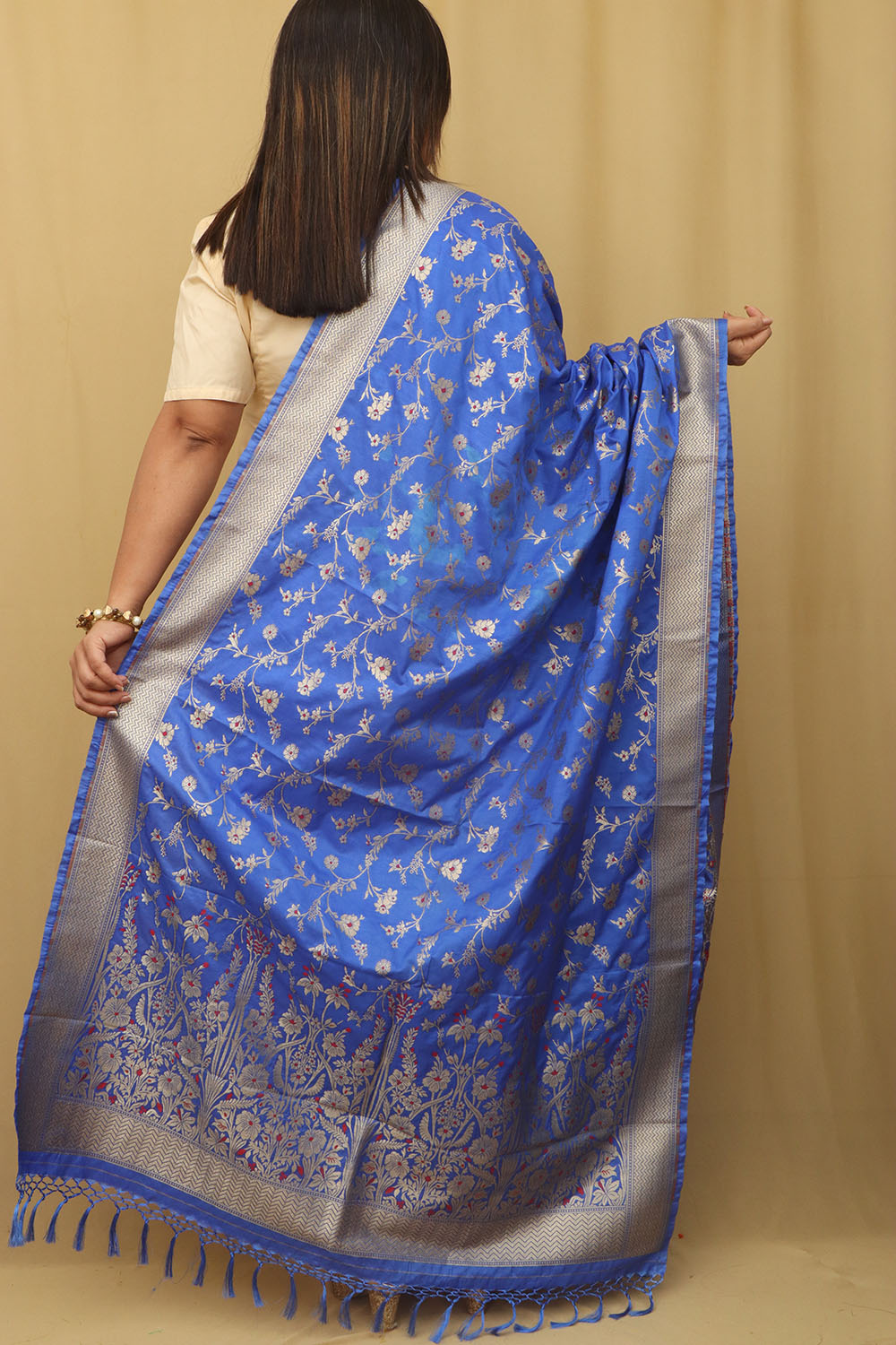 Elegant Blue Banarasi Silk Dupatta - Luxurion World