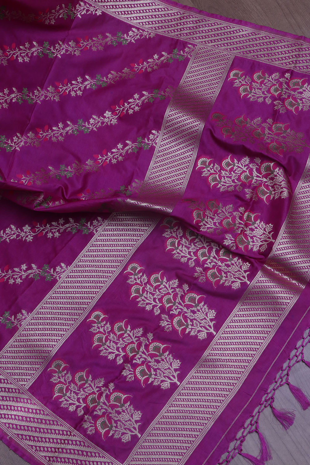 Stunning Pink Banarasi Silk Dupatta - Elegant and Luxurious - Luxurion World