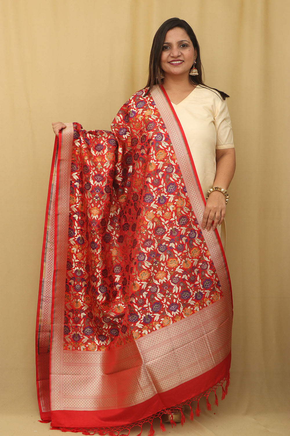 Exquisite Red Banarasi Kimkhwab Design Silk Dupatta - Elegant and Luxurious - Luxurion World