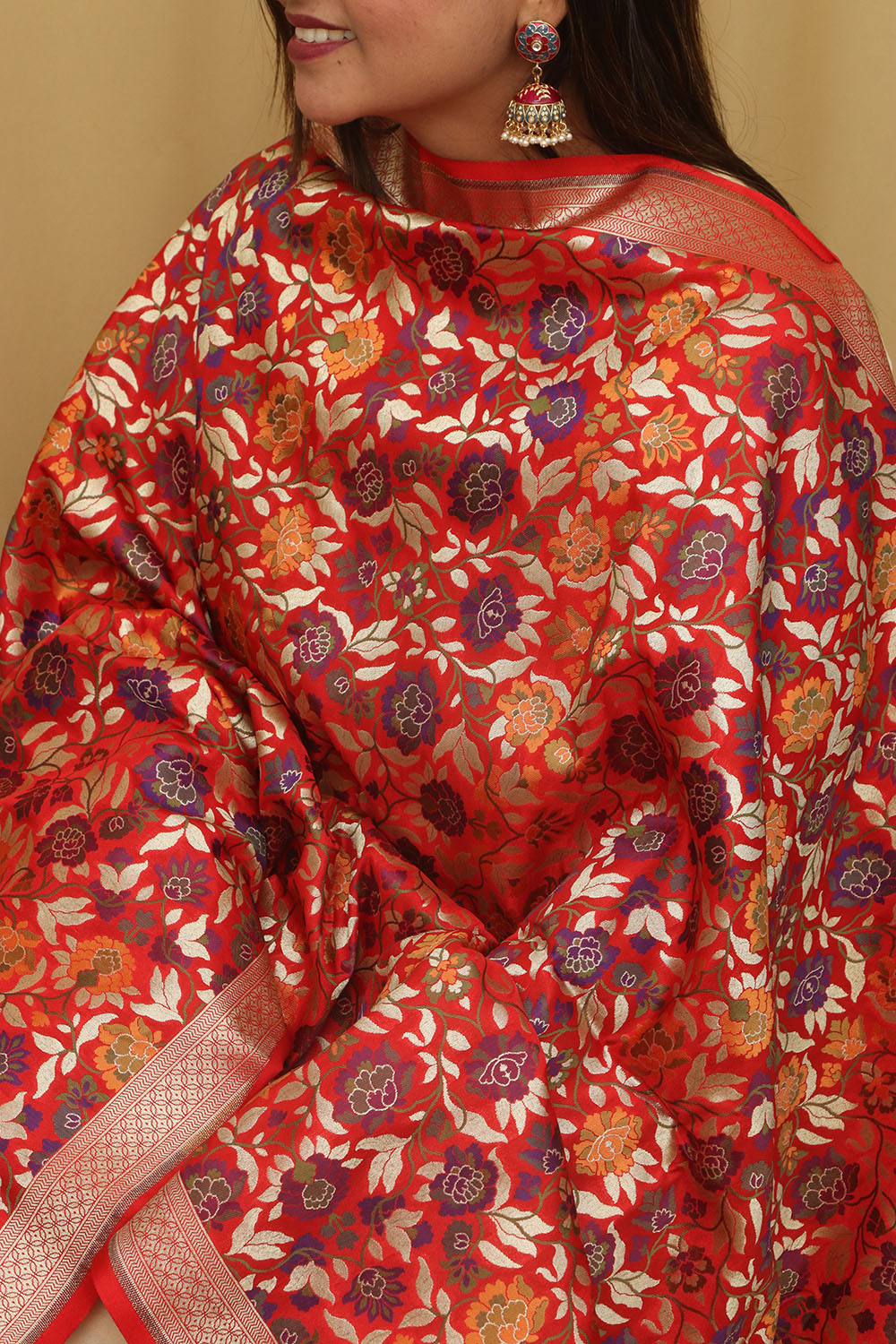 Exquisite Red Banarasi Kimkhwab Design Silk Dupatta - Elegant and Luxurious - Luxurion World