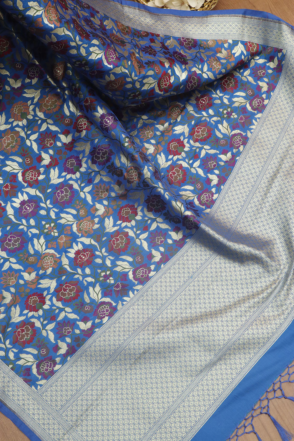 Exquisite Blue Banarasi Kimkhwab Design Silk Dupatta - Elegant and Luxurious - Luxurion World