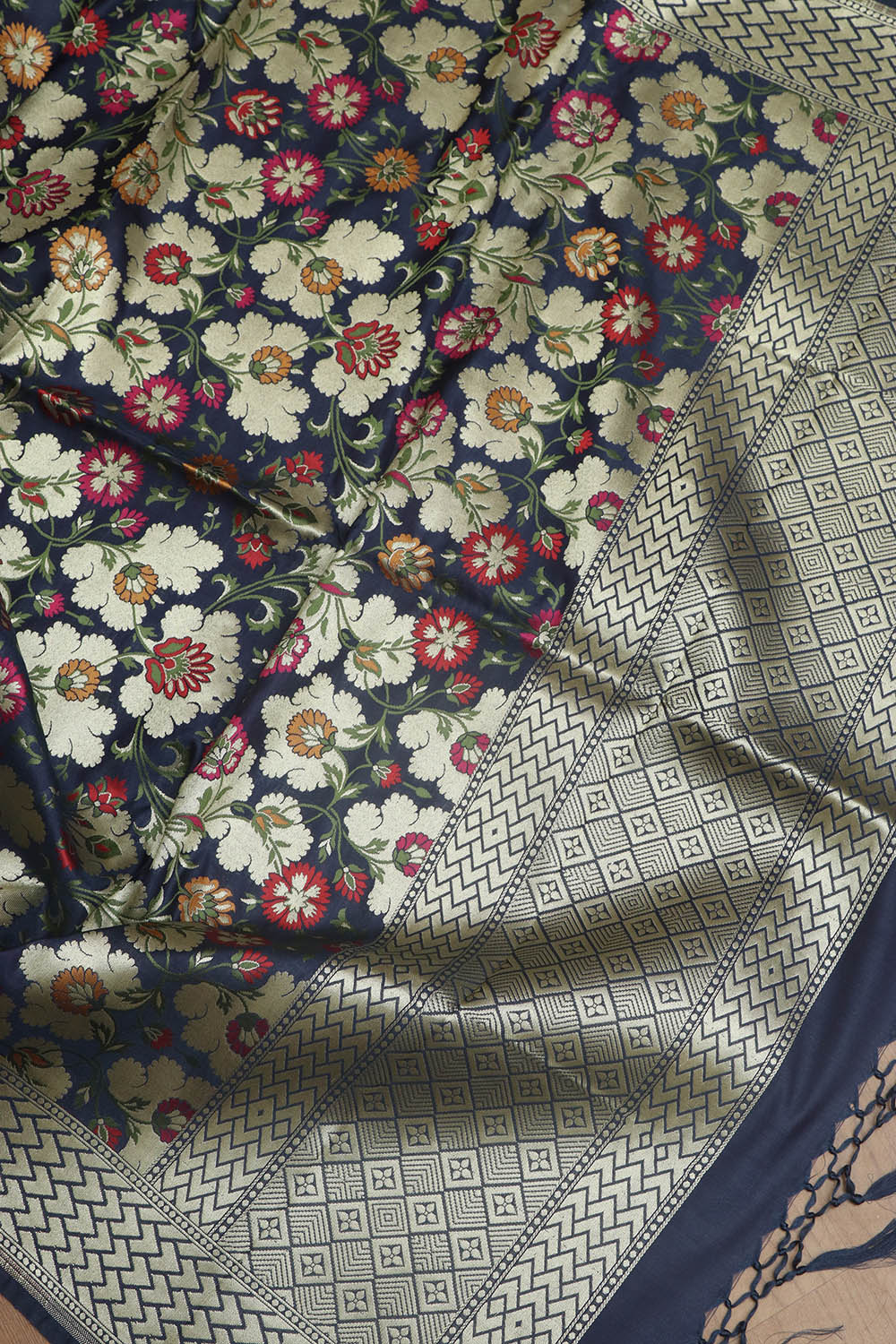 Blue Banarasi Kimkhwab Design Silk Dupatta - Elegant and Luxurious - Luxurion World