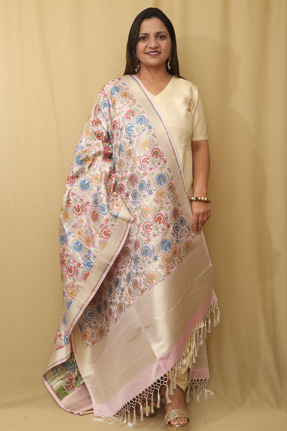 Opulent Pink Banarasi Kimkhwab Design Silk Dupatta - Elegant and Luxurious - Luxurion World