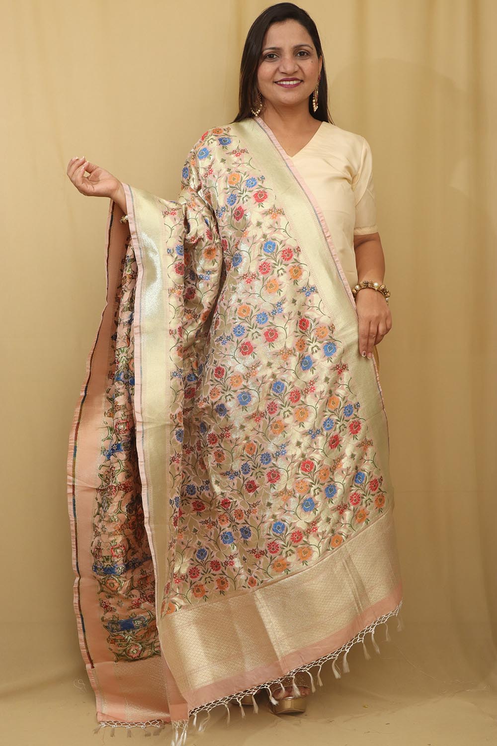 Pink Banarasi Kimkhwab Design Silk Dupatta - Elegant and Luxurious - Luxurion World