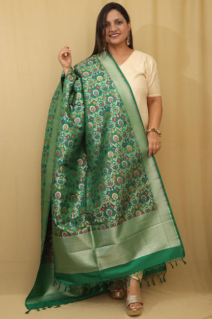 Exquisite Green Banarasi Kimkhwab Design Silk Dupatta - Elegant and Luxurious - Luxurion World