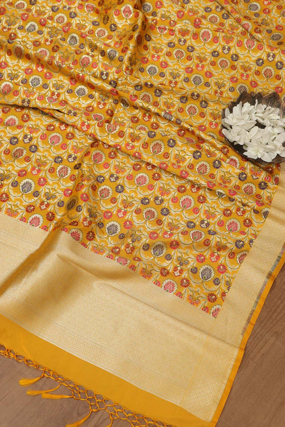 Opulent Yellow Banarasi Kimkhwab Design Silk Dupatta - Luxurion World