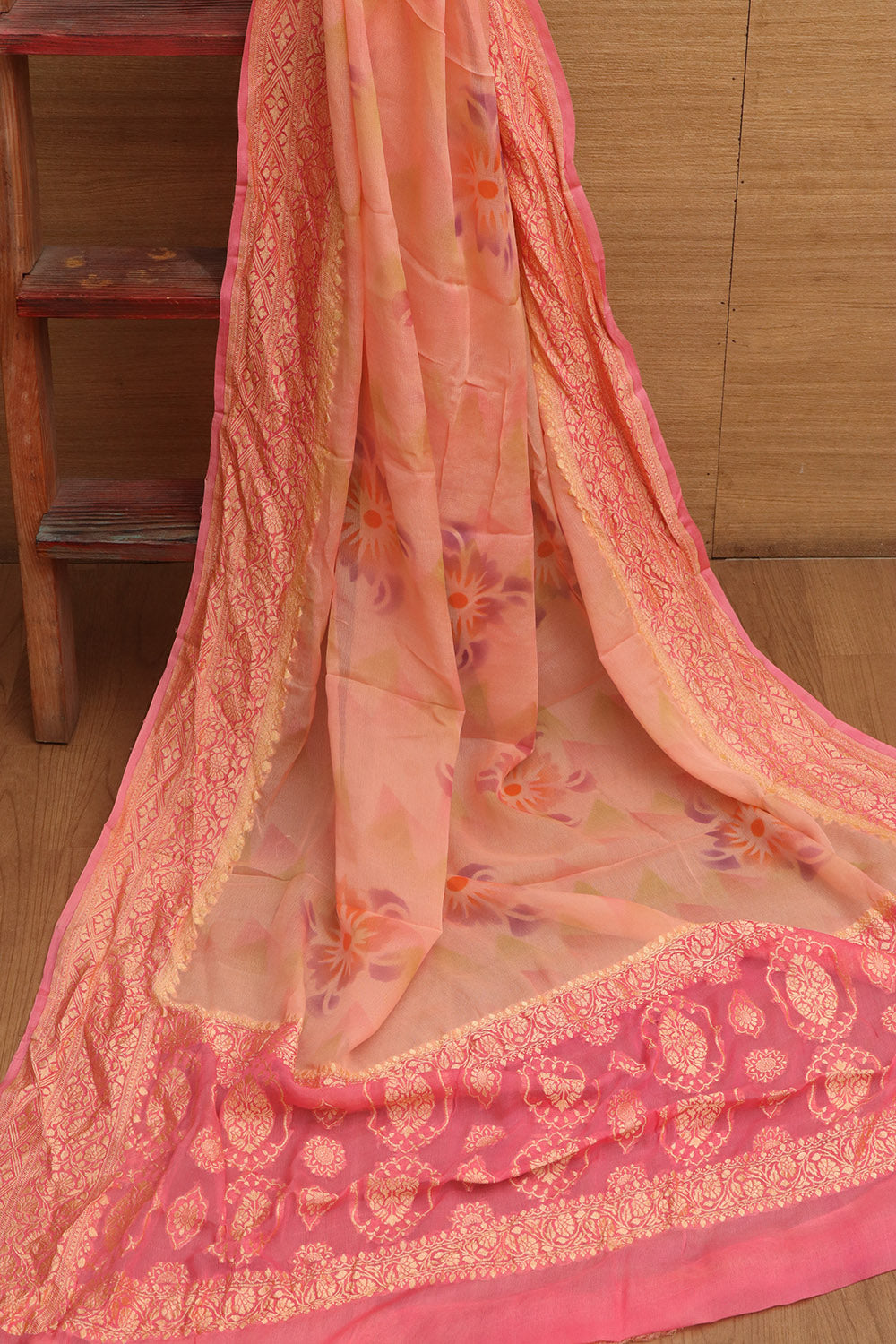Peach Banarasi Handloom Pure Georgette Brush Dye Dupatta - Luxurion World