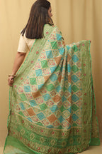 Exquisite Green Banarasi Handloom Pure Georgette Brush Dye Dupatta - Luxurion World
