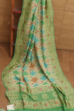 Exquisite Green Banarasi Handloom Pure Georgette Brush Dye Dupatta - Luxurion World
