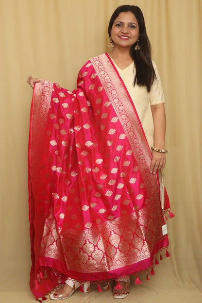 Exquisite Pink Banarasi Handloom Pure Katan Silk Dupatta - Luxurion World