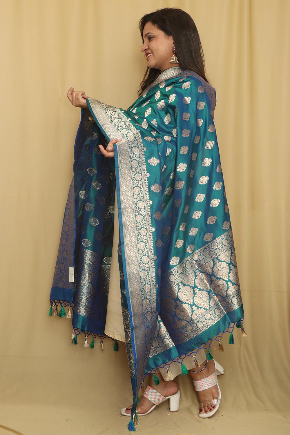 Blue Banarasi Handloom Pure Katan Silk Dupatta - Luxurion World