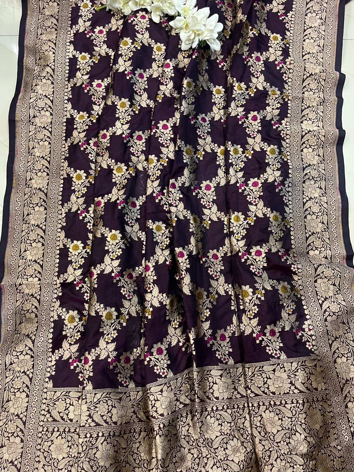 Elegant Maroon Banarasi Silk Meenakari Dupatta - Luxurion World- Crafted Heirlooms