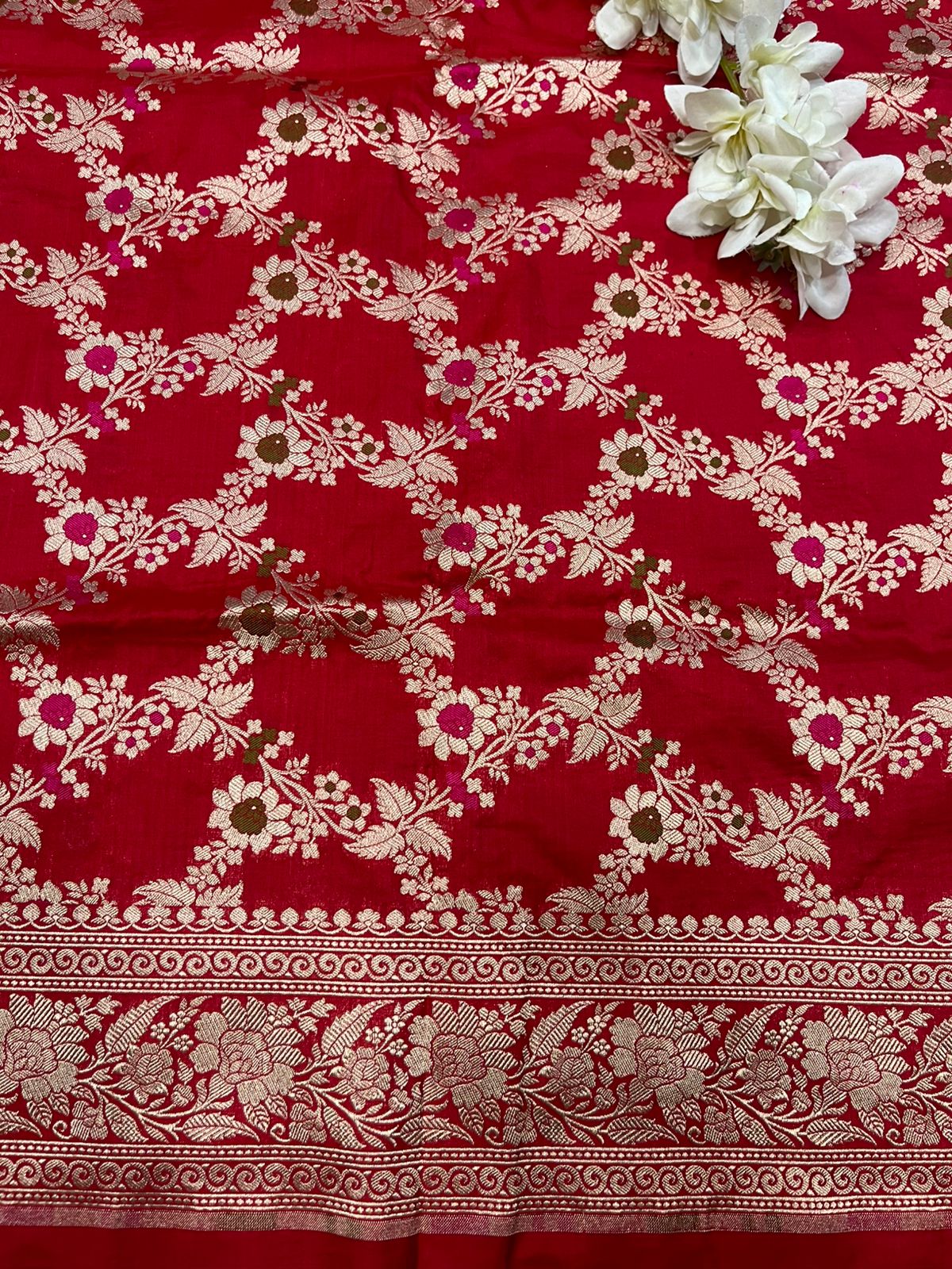 Red Banarasi Handloom Silk Flower Meenakari Dupatta - Luxurion World- Crafted Heirlooms