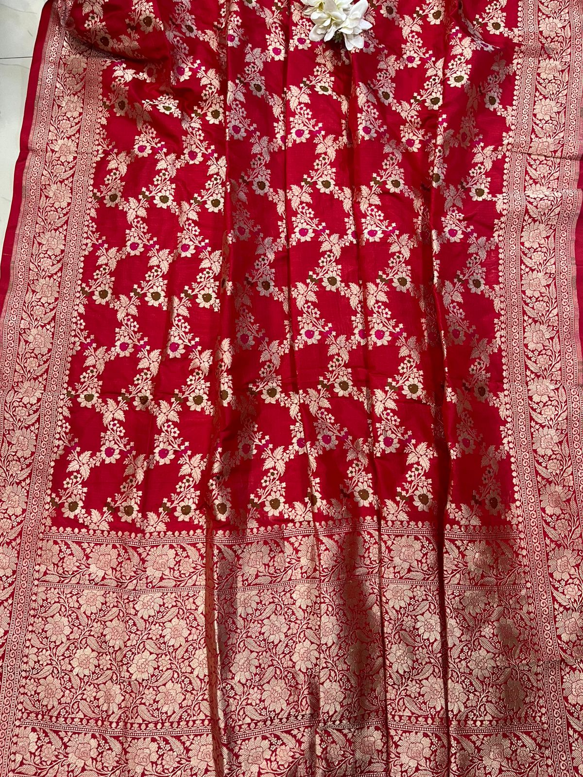 Red Banarasi Handloom Silk Flower Meenakari Dupatta - Luxurion World- Crafted Heirlooms