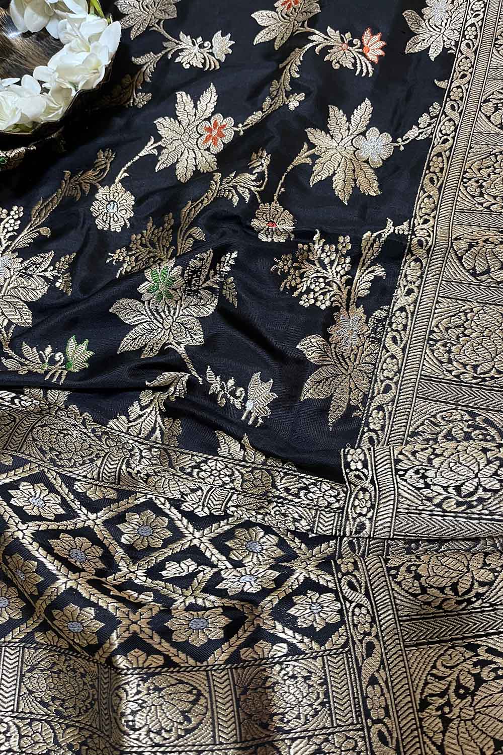 Exquisite Black Handloom Banarasi Silk Meenakari Dupatta - Luxurion World- Crafted Heirlooms