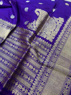 Exquisite Purple Handloom Banarasi Pure Katan Silk Flower Design Dupatta - Luxurion World