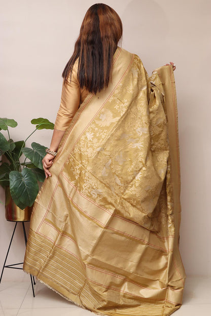 Green Handloom Banarasi Pure Katan Silk Bird Design Sona Roopa Dupatta - Luxurion World