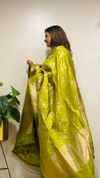 Green Pure Katan Silk Banarasi Handloom Meenakari Flower Design Dupatta - Luxurion World- Crafted Heirlooms