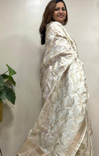 Off White Pure Katan Silk Banarasi Handloom Flower Design Dupatta - Luxurion World- Crafted Heirlooms