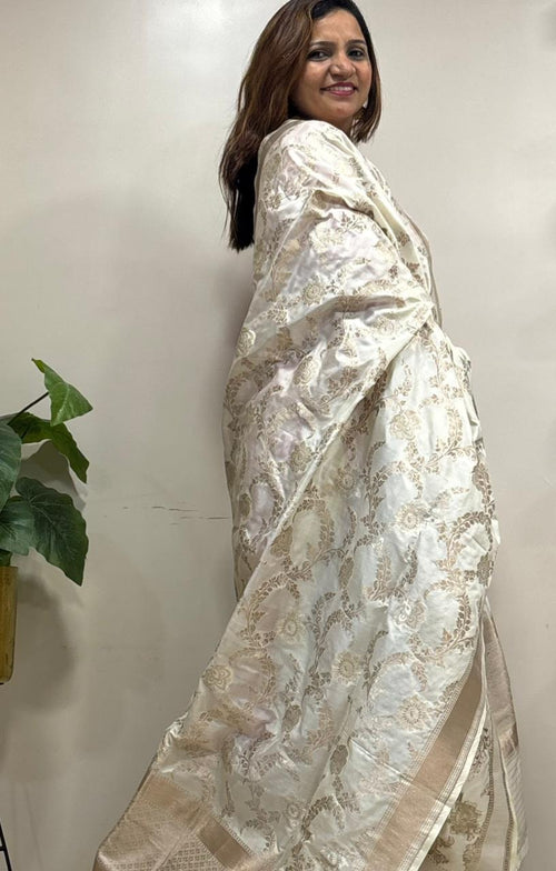Off White Pure Katan Silk Banarasi Handloom Flower Design Dupatta - Luxurion World- Crafted Heirlooms