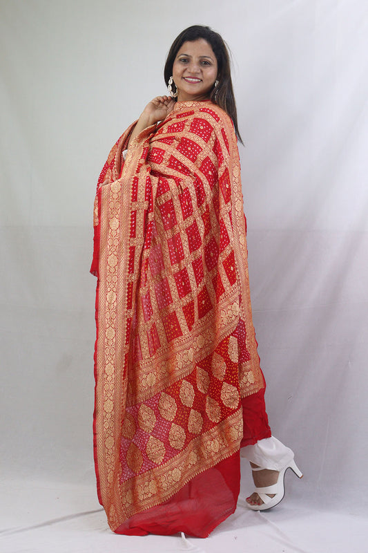 Stunning Red and Pink Bandhani Georgette Dupatta for a Chic Look - Luxurion World