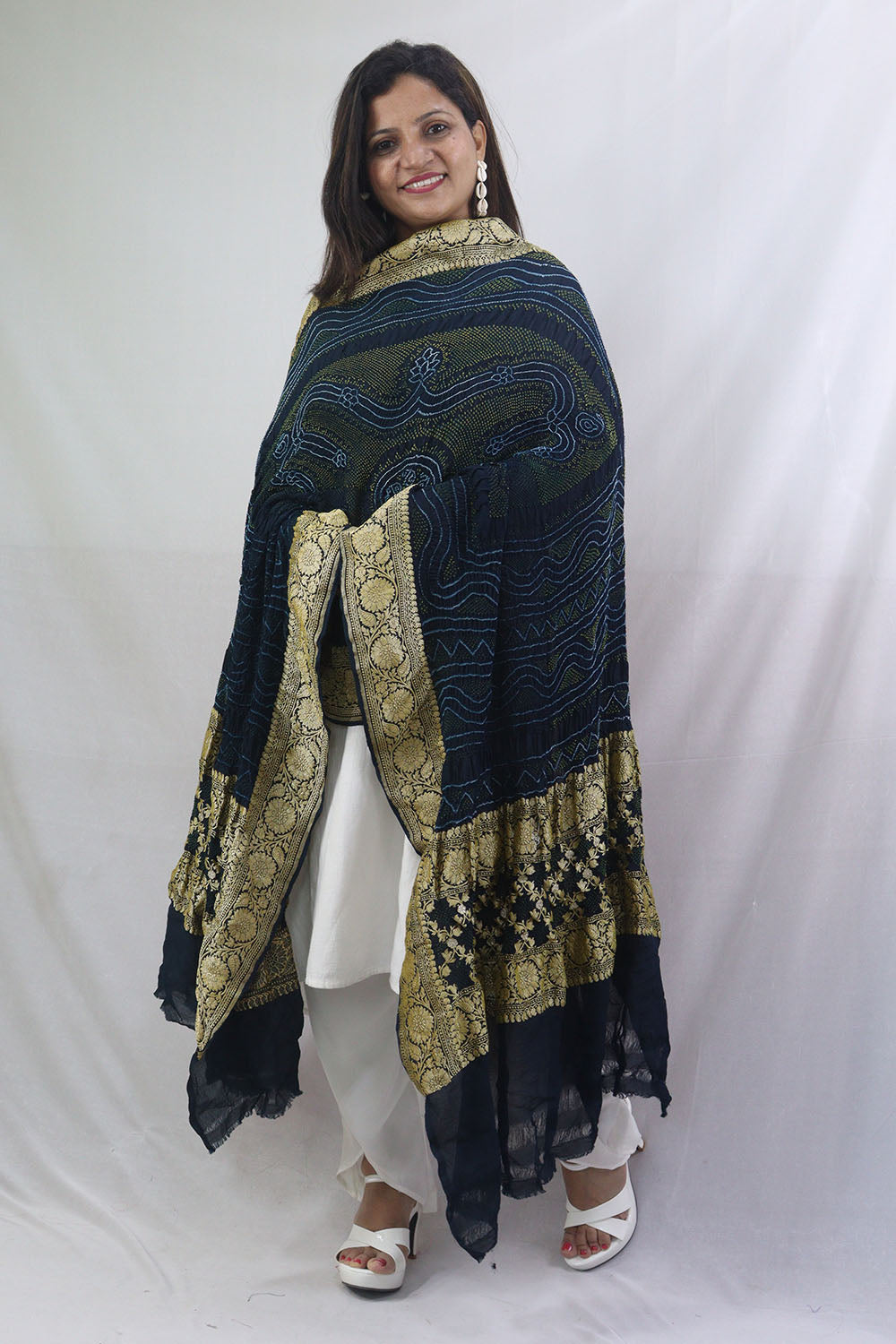 Stunning Blue Bandhani Georgette Dupatta for Elegant Attire - Luxurion World