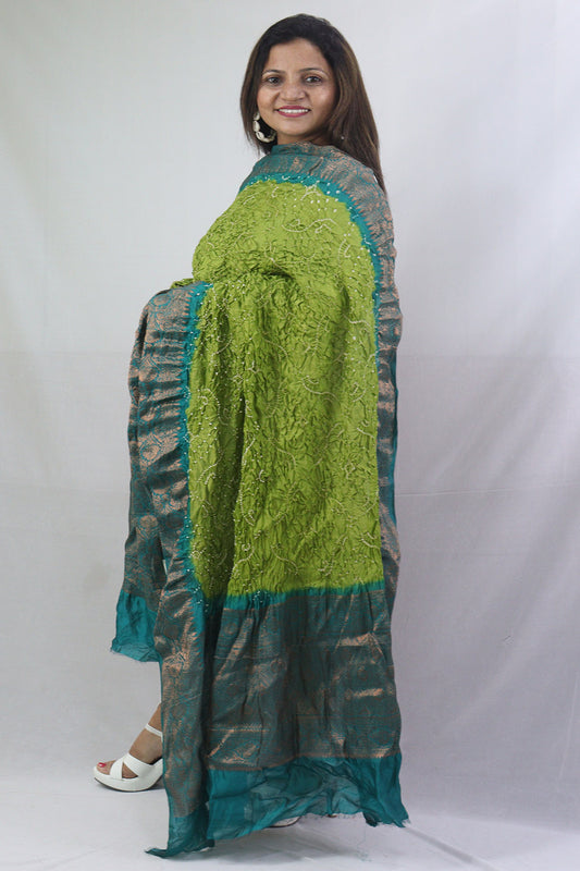 Green Bandhani Kanjeevaram Border Silk Dupatta - Pure Elegance - Luxurion World