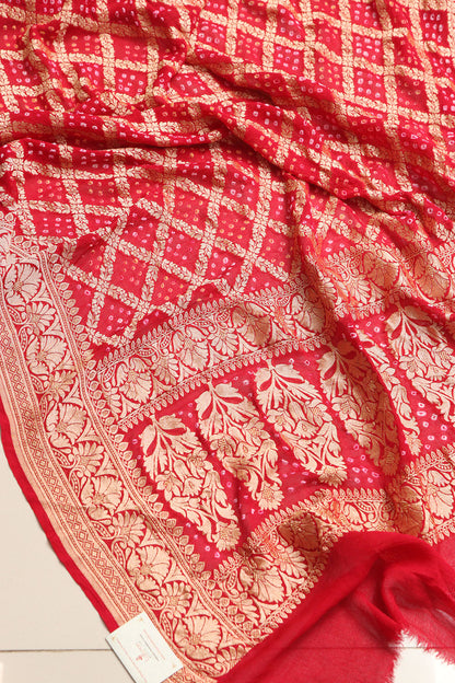 Red Banarasi Bandhani Pure Georgette Dupatta - Luxurion World