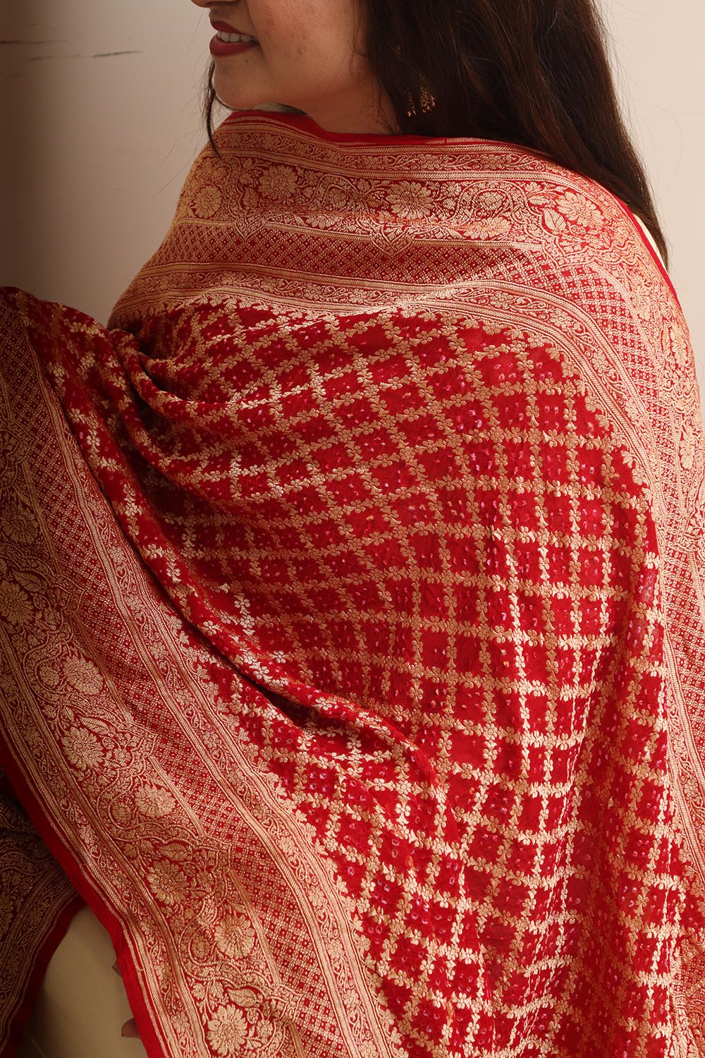 Red Banarasi Bandhani Pure Georgette Dupatta - Luxurion World- Crafted Heirlooms