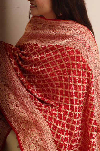 Red Banarasi Bandhani Pure Georgette Dupatta - Luxurion World