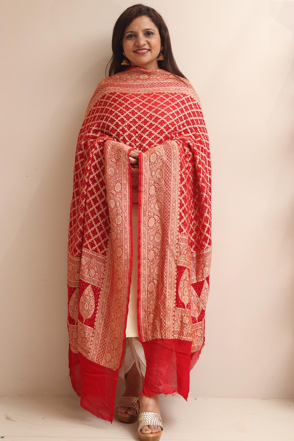 Red Banarasi Bandhani Pure Georgette Dupatta - Luxurion World- Crafted Heirlooms