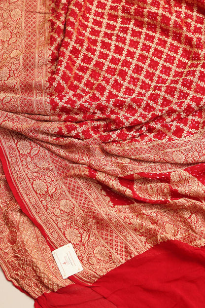 Red Banarasi Bandhani Pure Georgette Dupatta - Luxurion World