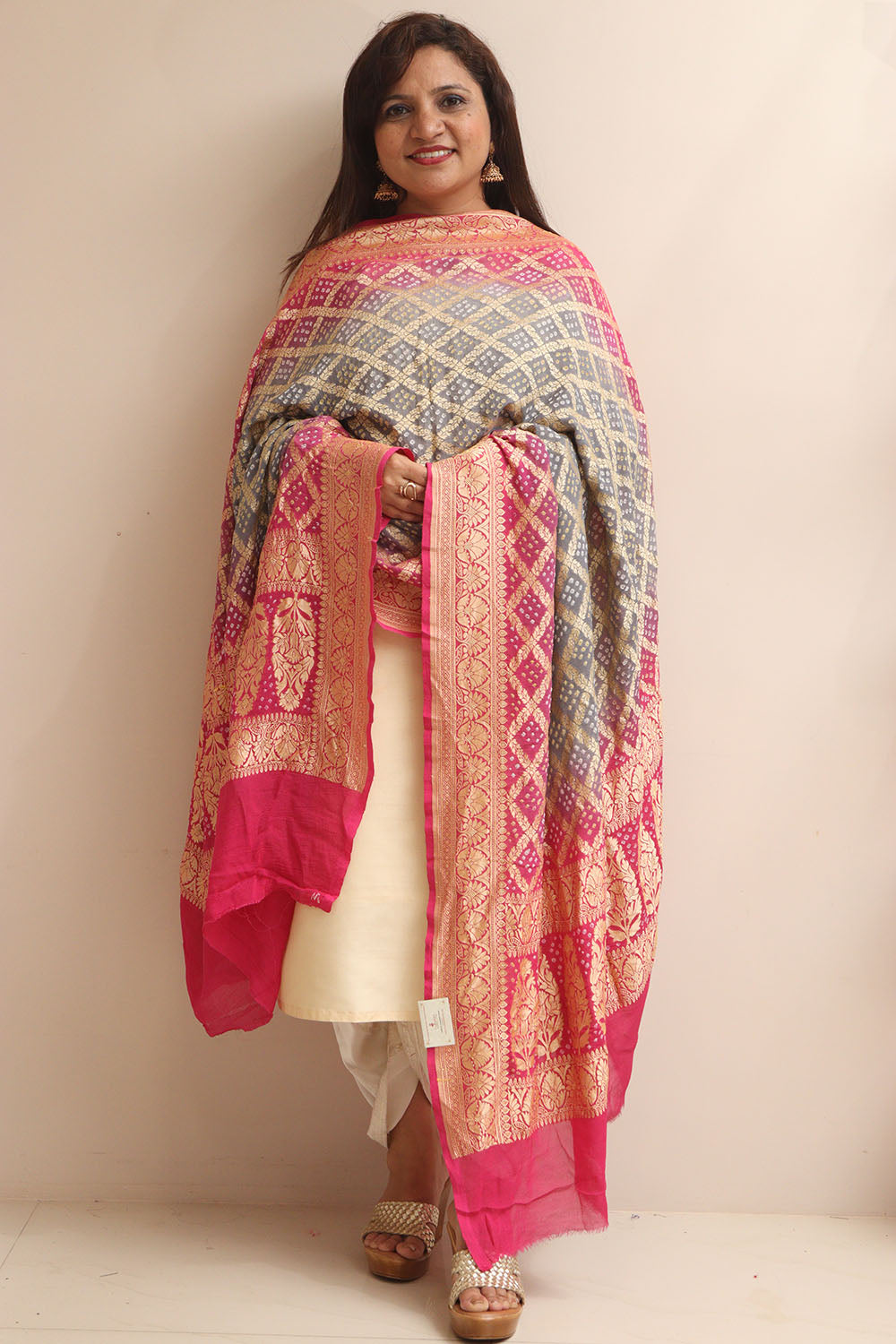 Grey & Pink Banarasi Bandhani Pure Georgette Dupatta - Luxurion World