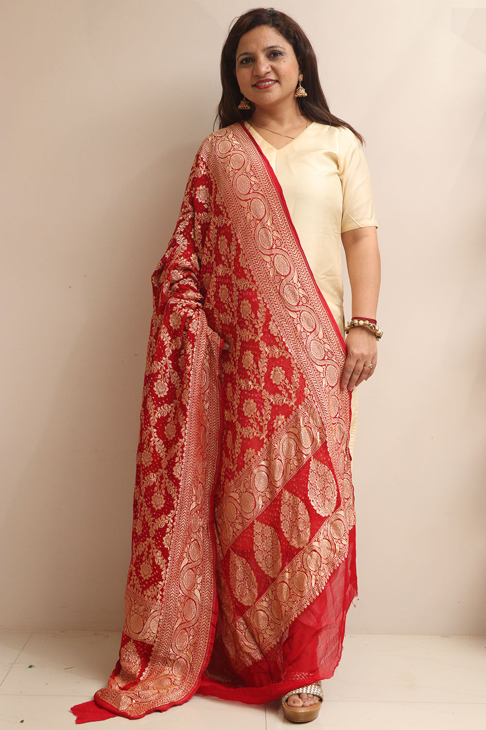 Red Banarasi Bandhani Pure Georgette Dupatta - Luxurion World