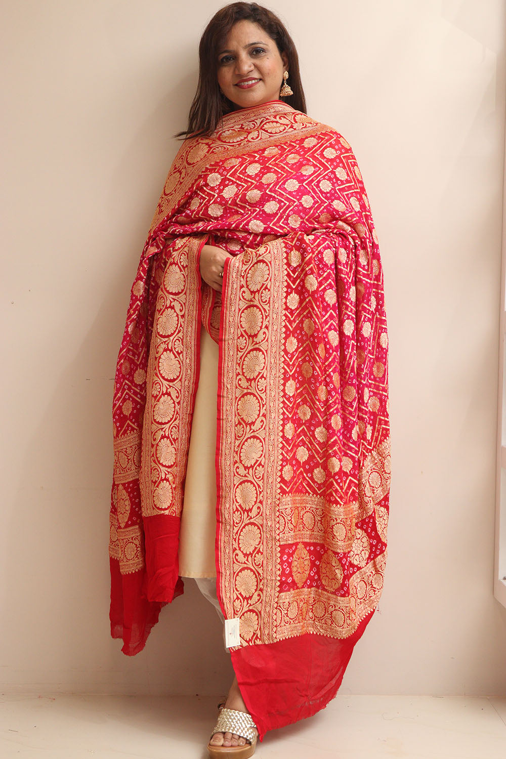 Stunning Pink Banarasi Bandhani Pure Georgette Dupatta - Luxurion World- Crafted Heirlooms