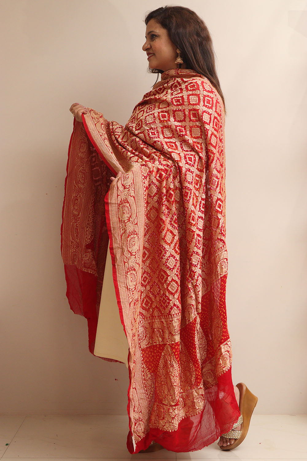 Red Banarasi Bandhani Pure Georgette Dupatta - Luxurion World- Crafted Heirlooms
